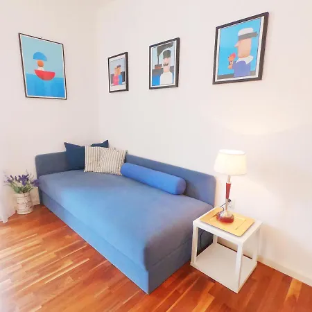 Charming - Middle Of Hvar Piazza Apartman *