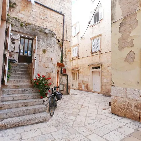 Charming - Middle Of Hvar Piazza Lejlighed